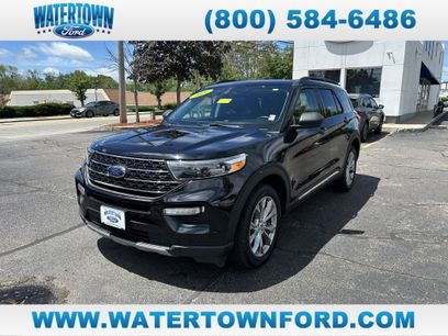 Certified 2022 Ford Explorer XLT w/ Equipment Group 202A