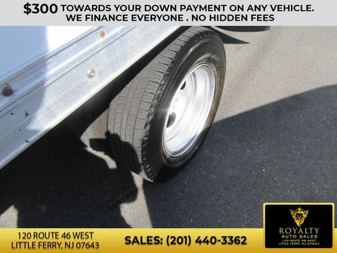 Used 2018 Ford E-350 and Econoline 350 Super Duty image 12