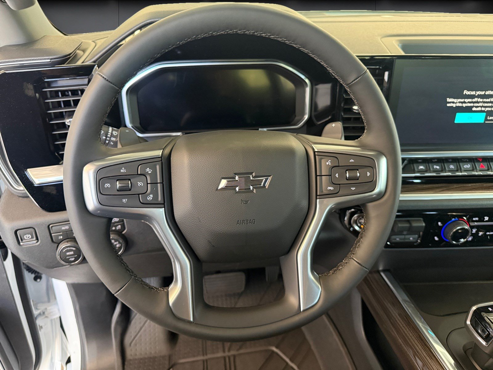 New 2026 Chevrolet Silverado 1500 RST w/ Redline Edition AWD/4WD image 23