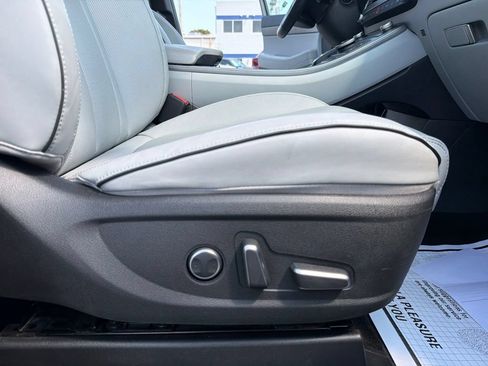 Used 2024 Hyundai Palisade SEL FWD image 42