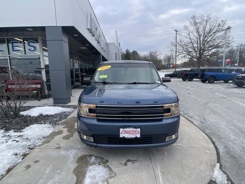 Certified 2019 Ford Flex SEL w/ Equipment Group 202A image 3