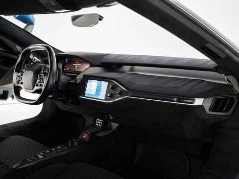 Used 2019 Ford GT RWD image 42