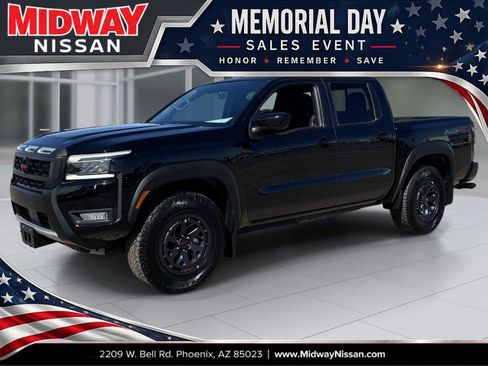 Used 2025 Nissan Frontier PRO-4X AWD/4WD image 1