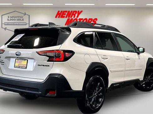 Used 2024 Subaru Outback Onyx Edition AWD/4WD image 6