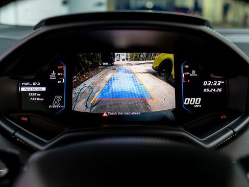 Used 2021 Lamborghini Huracan EVO RWD image 45