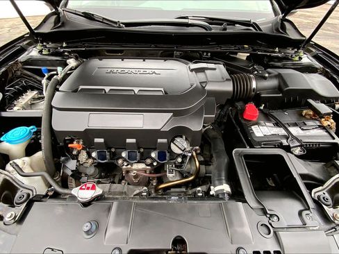 Used 2017 Honda Accord EX-L image 30