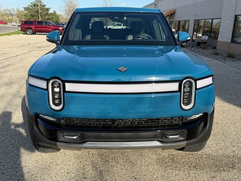 Used 2023 Rivian R1T Adventure AWD/4WD image 8