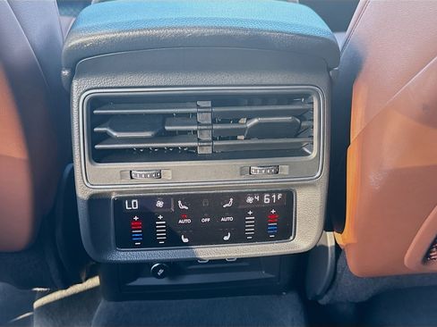 Used 2021 Audi Q8 Premium Plus image 23