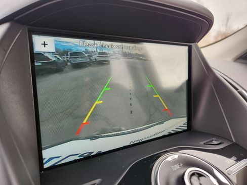 Used 2019 Ford Escape Titanium image 27