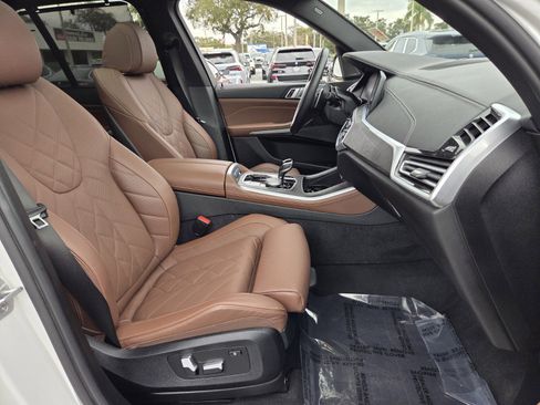 Used 2023 BMW X5 xDrive40i w/ Premium Package image 17