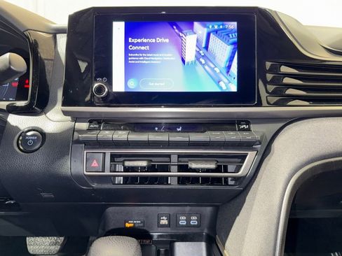 Certified 2025 Toyota Camry LE image 25