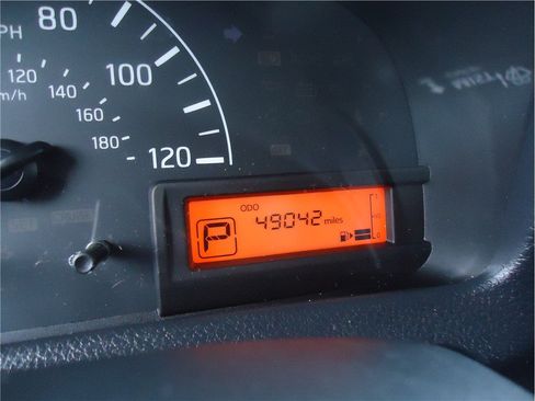 Used 2021 Nissan NV200 S FWD image 26