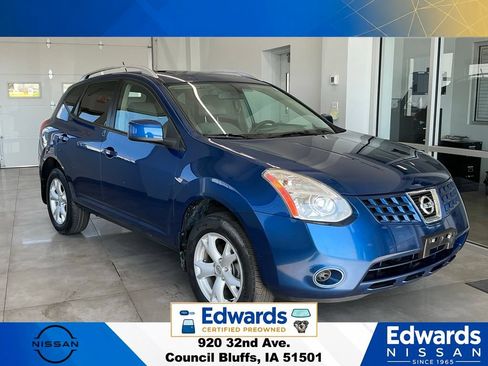 Used 2009 Nissan Rogue SL w/ Moonroof Pkg AWD/4WD image 2