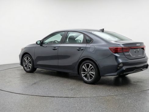 Used 2024 Kia Forte LXS FWD image 6