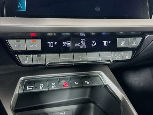 Used 2023 Audi A3 2.0T Premium image 23