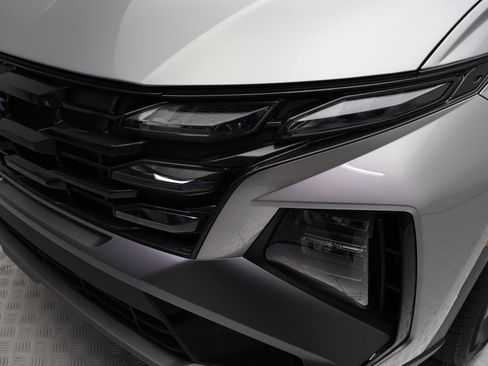 Used 2026 Hyundai Tucson SE image 3