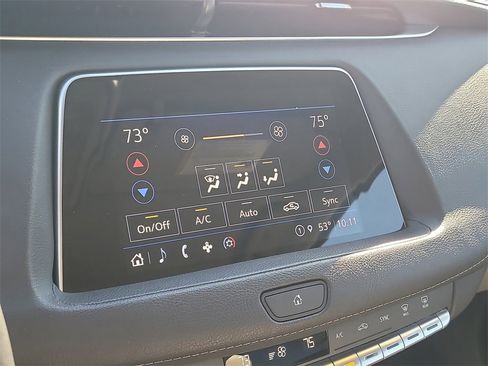 Used 2022 Cadillac XT4 Premium Luxury w/ Safety Alert Package image 21