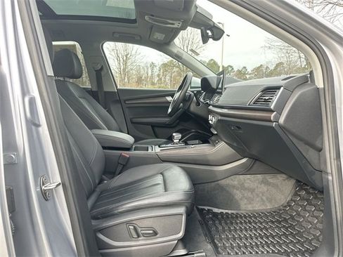 Used 2022 Audi Q5 2.0T Premium Plus w/ Premium Plus Package image 24