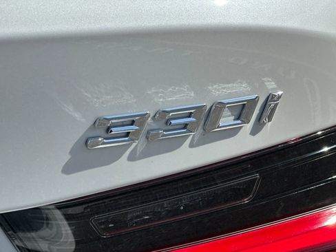 Used 2025 BMW 330i xDrive Sedan w/ Convenience Package image 18