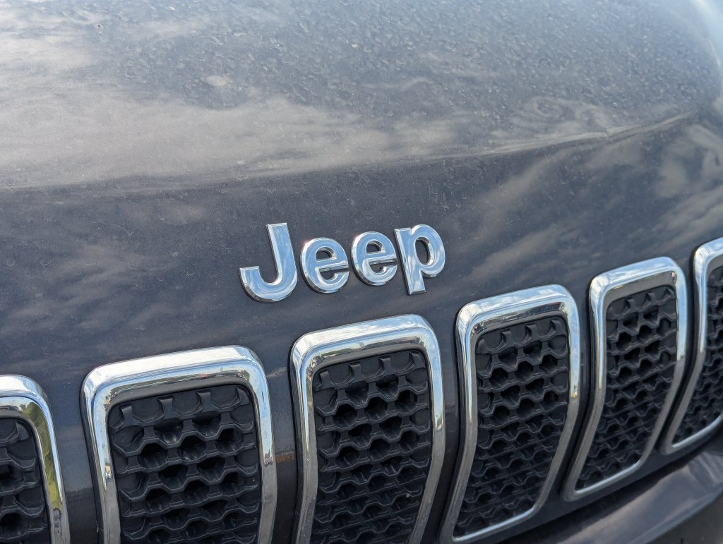 Used 2021 Jeep Cherokee Limited AWD/4WD image 10