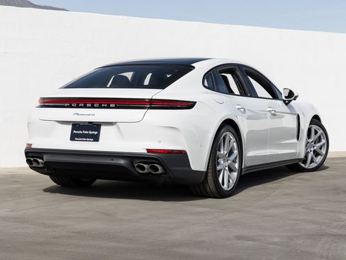 New 2025 Porsche Panamera image 7