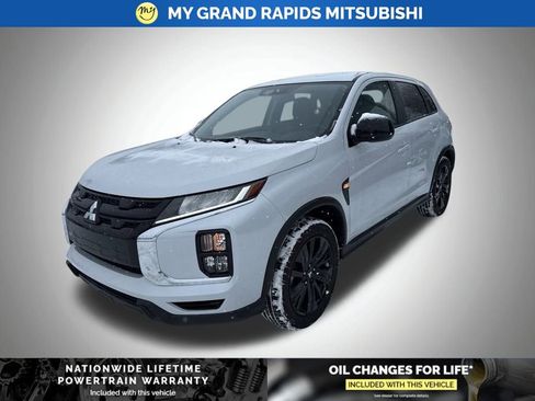 New 2025 Mitsubishi Outlander Sport LE image 3