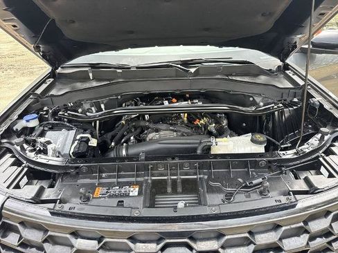 Certified 2025 Ford Explorer ST-Line AWD/4WD image 25