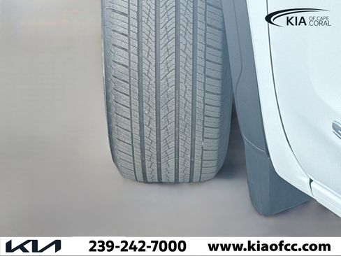 Used 2026 GMC Sierra 1500 SLT image 39