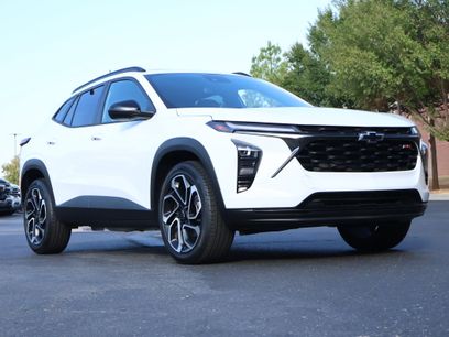 Used 2025 Chevrolet Trax RS w/ Sunroof Package