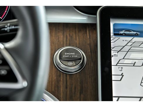 Certified 2022 Mercedes-Benz C 300 4MATIC Sedan image 18