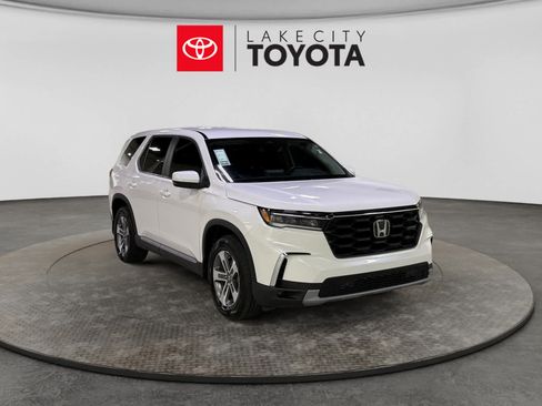 Used 2024 Honda Pilot EX-L image 13