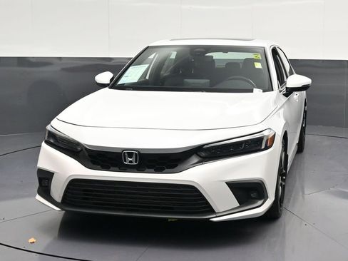 Used 2024 Honda Civic Sport Touring image 6
