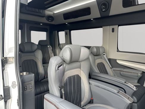 New 2025 RAM ProMaster 2500 w/ Advanced Safety Group image 18