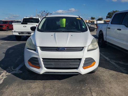 Used 2015 Ford Escape S image 2