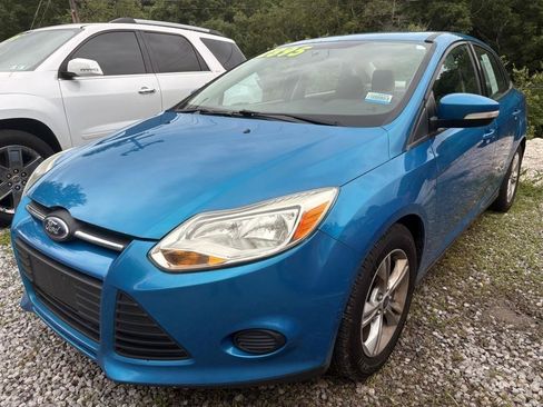 Used 2014 Ford Focus SE FWD image 1