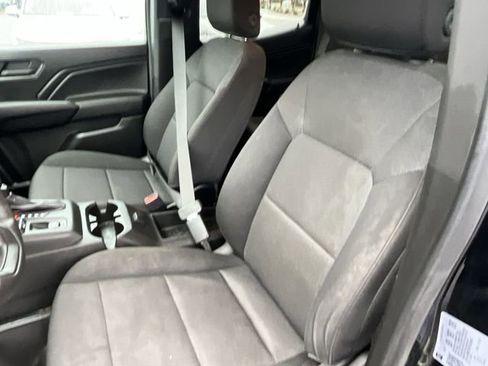 Used 2023 Chevrolet Colorado W/T image 20