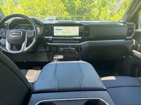 Used 2024 GMC Sierra 1500 SLT w/ SLT Premium Package AWD/4WD image 18