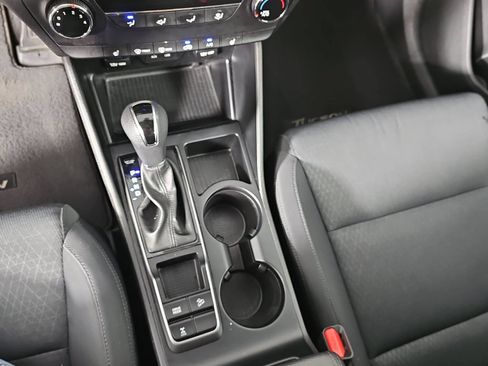 Used 2018 Hyundai Tucson SEL AWD/4WD image 21