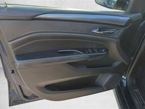 Used 2015 Cadillac SRX FWD image 10