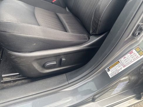 Used 2025 Nissan Altima 2.5 SV FWD image 21