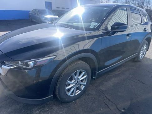 Used 2022 MAZDA CX-5 AWD 2.5 S w/ Preferred Package image 4