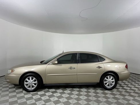 Used 2005 Buick LaCrosse CX image 8