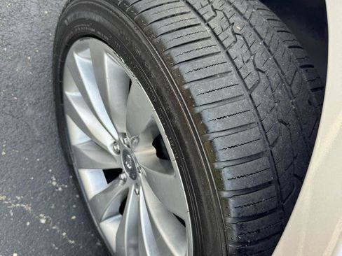 Used 2014 Lincoln MKS FWD image 43