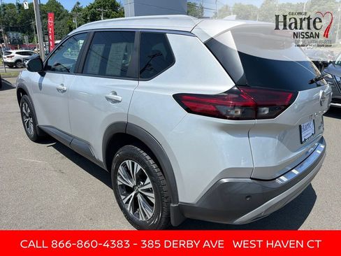 Certified 2023 Nissan Rogue SV w/ SV Premium B Package AWD/4WD image 6