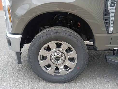 New 2026 Ford F250 Lariat image 10