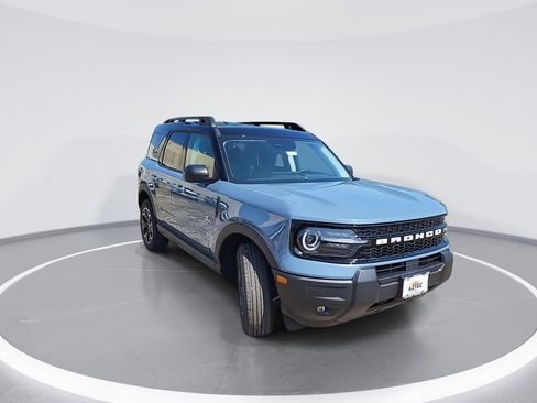 New 2025 Ford Bronco Sport Outer Banks image 2