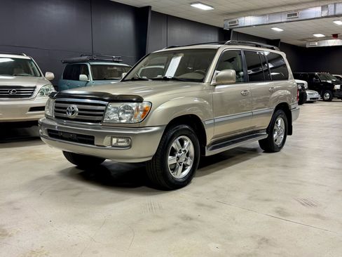 Used 2006 Toyota Land Cruiser image 1