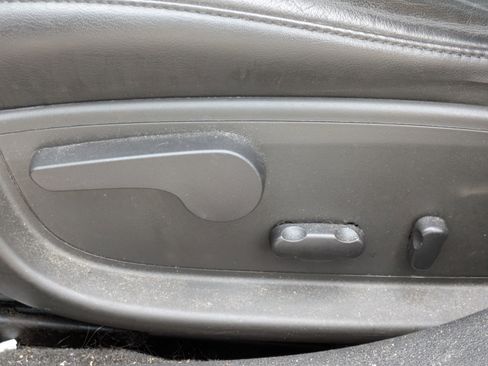 Used 2013 Chevrolet Impala LTZ image 19