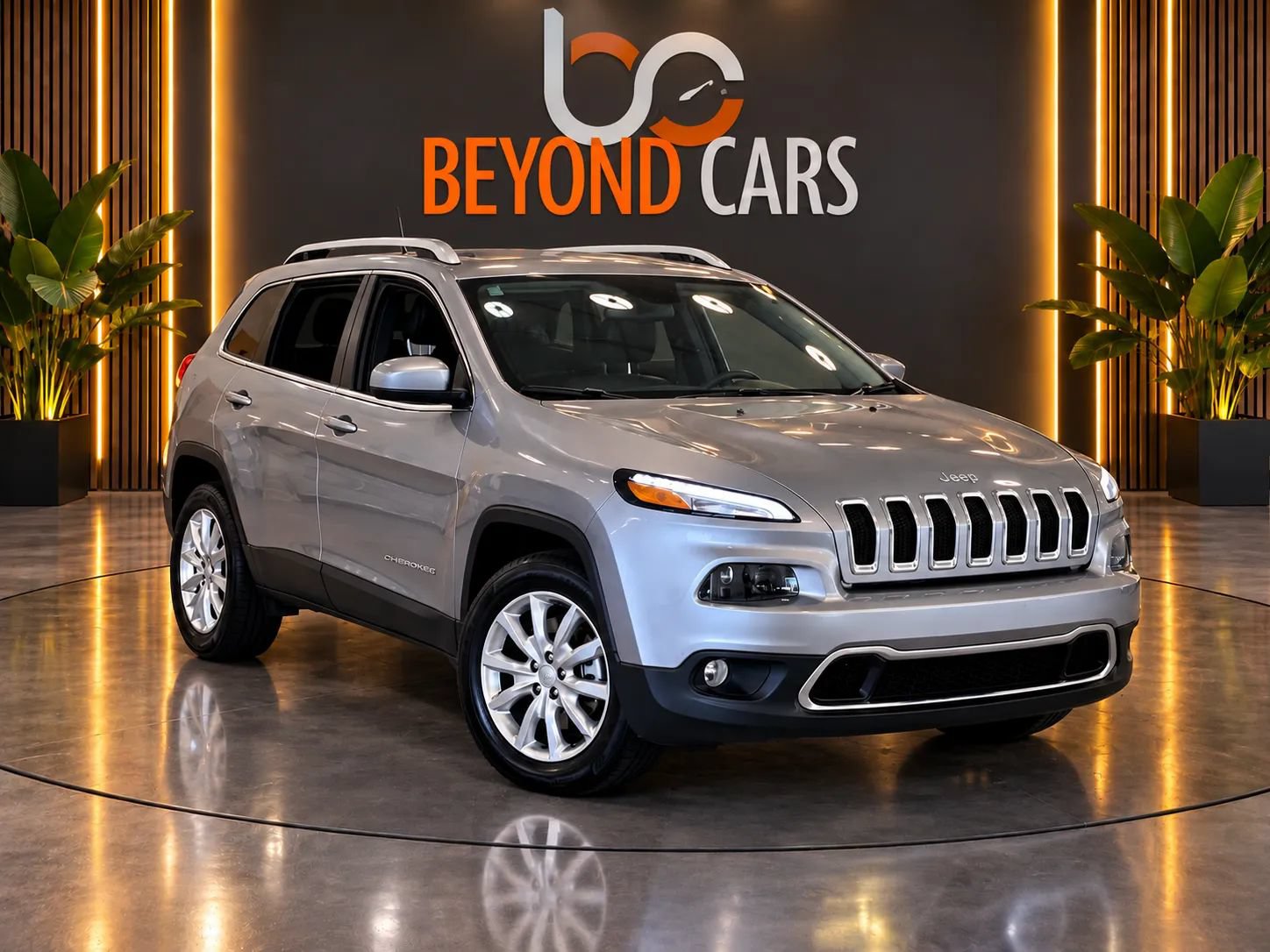 Used 2017 Jeep Cherokee Limited w/ Luxury Group AWD/4WD image 1
