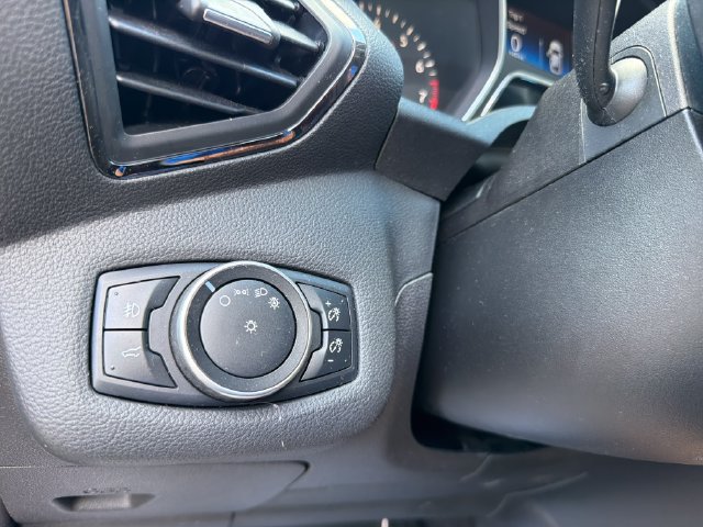 Used 2017 Ford Escape Titanium AWD/4WD image 18